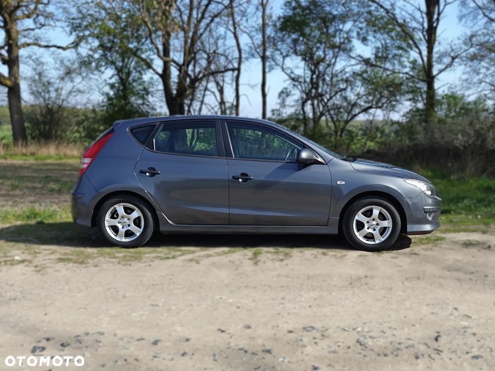 Hyundai i30 1.4 Classic + EU5 - 14