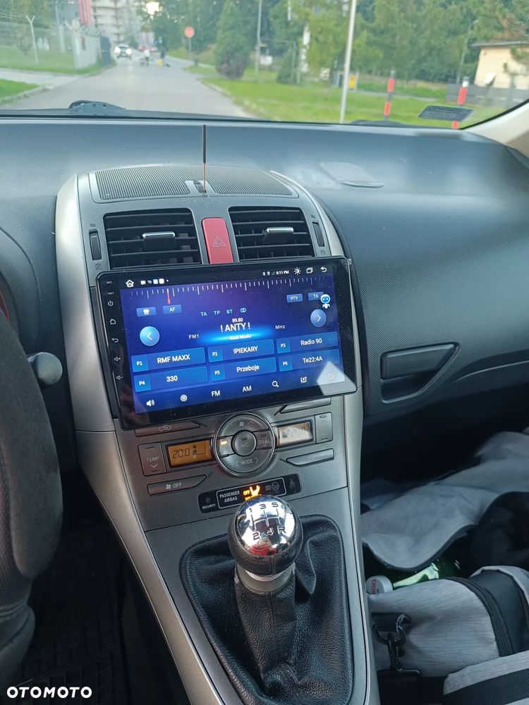 Toyota Auris 1.4 D-4D Premium - 3