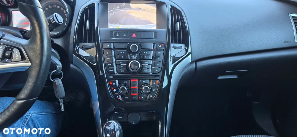 Opel Astra 2.0 CDTI Cosmo - 19