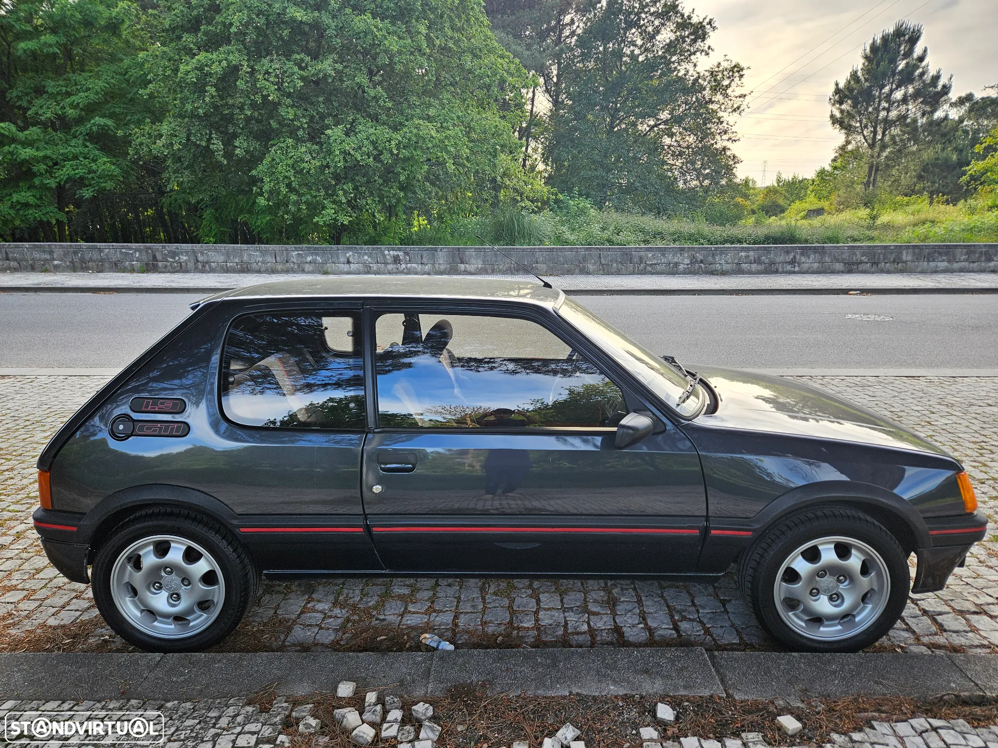 Peugeot 205 1.9 GTi - 20