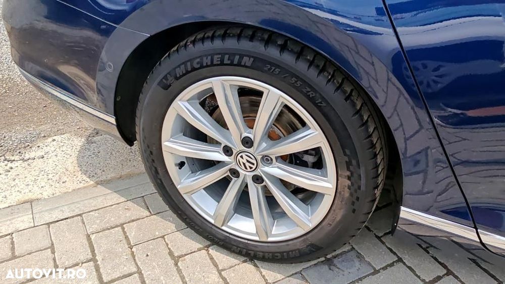 Volkswagen Passat - 34