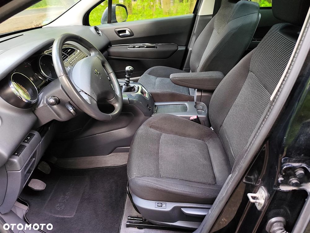 Peugeot 5008 HDI FAP 150 Family - 22