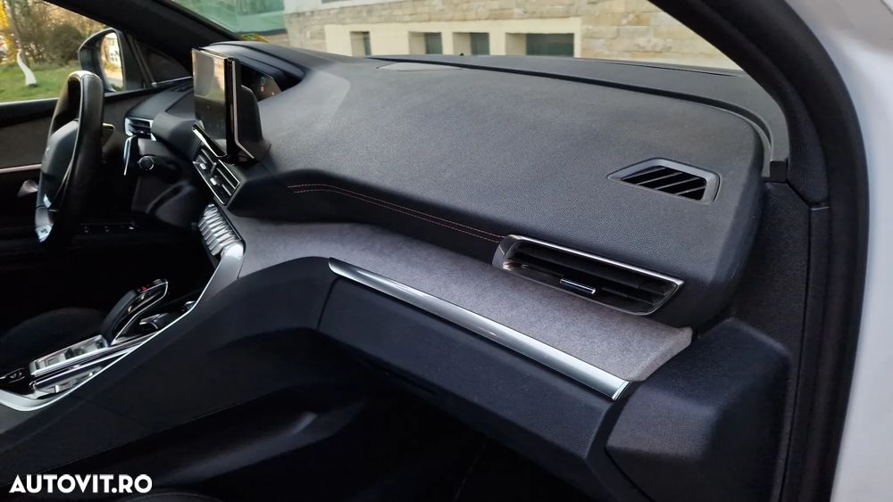 Peugeot 3008 PHEV 300 EAT8 4X4 GT - 19