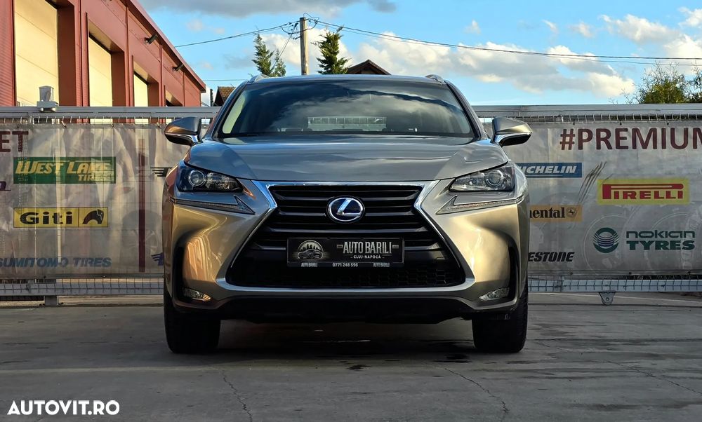 Lexus Seria NX 300h - 2