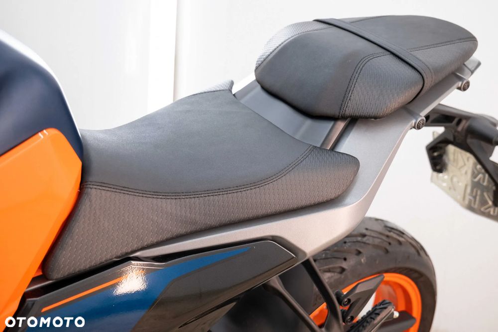 KTM Duke 125 - 18