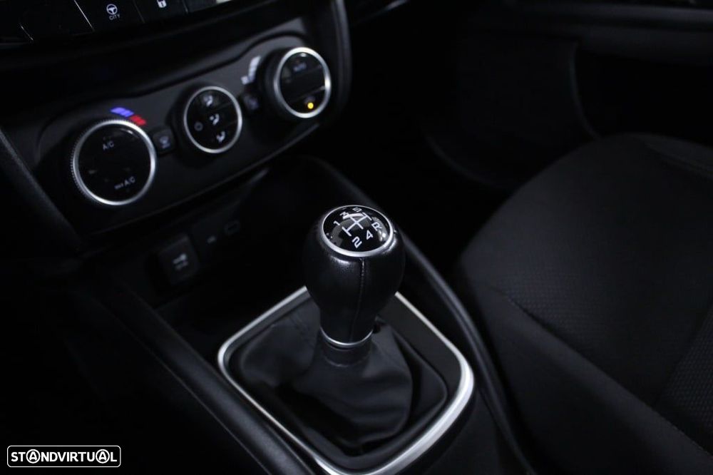 Fiat Tipo Station Wagon 1.0 GSE T3 City Life - 30