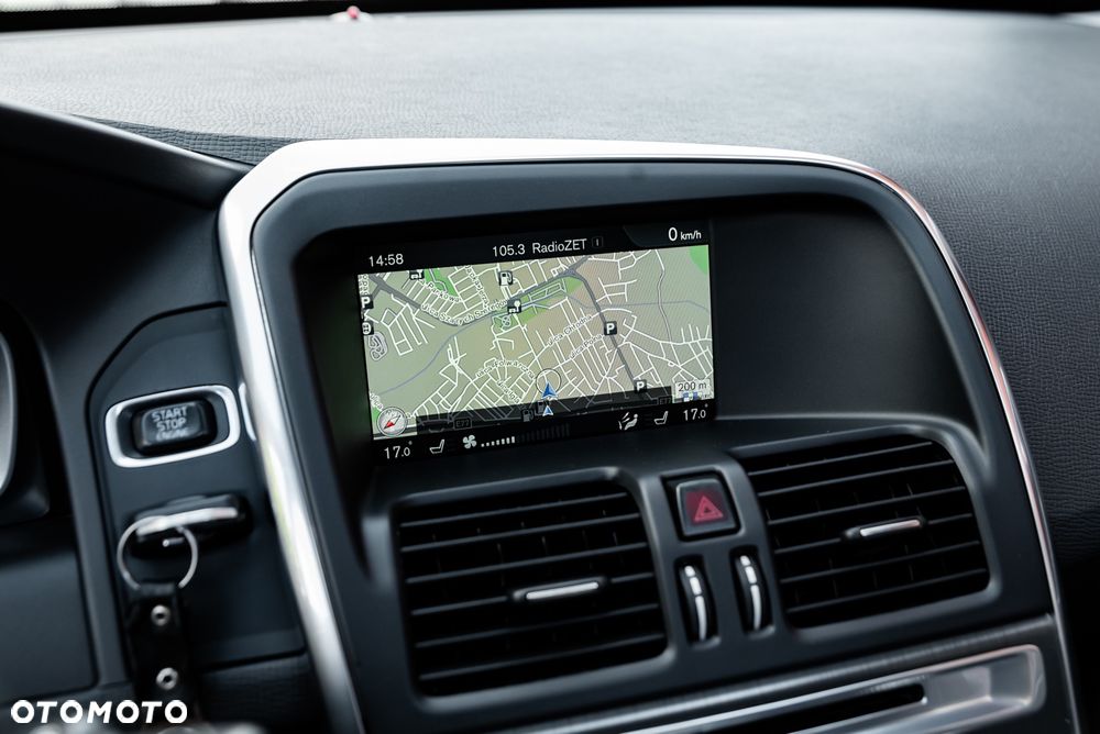Volvo XC 60 D3 Drive-E Momentum - 32