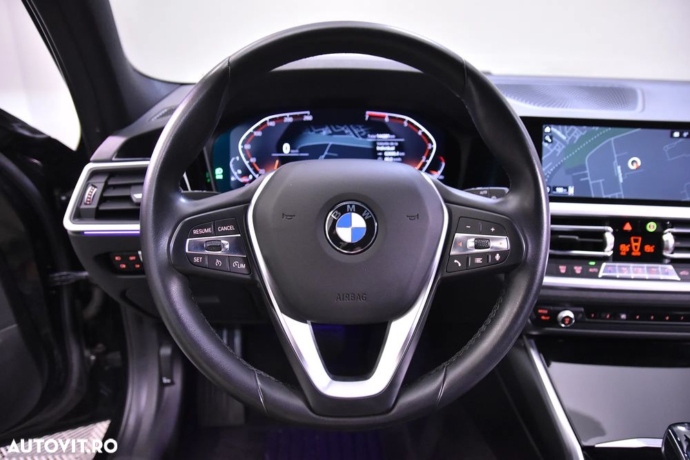 BMW Seria 3 320i AT - 16