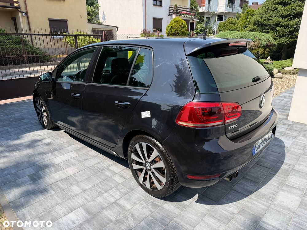 Volkswagen Golf 2.0 TDI DPF GTD - 4
