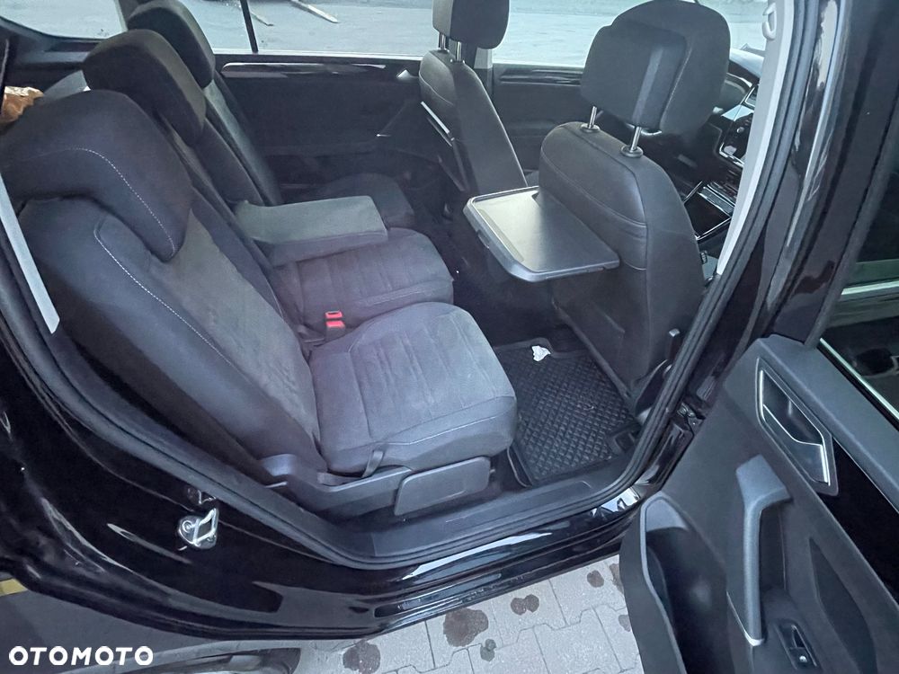 Volkswagen Touran Highline - 6