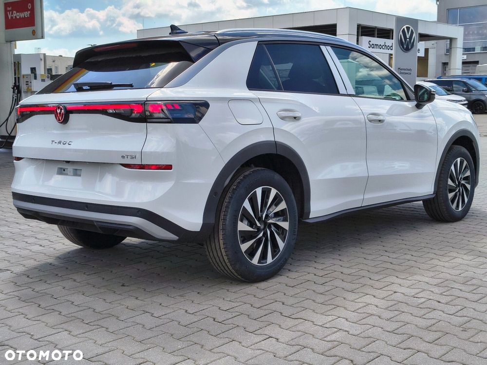 Volkswagen T-Roc 1.5 eTSI Style DSG - 6