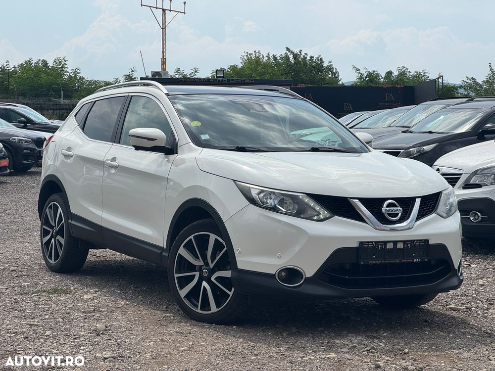 Nissan Qashqai 1.6 DCI ALL-MODE 4x4i TEKNA+ - 1