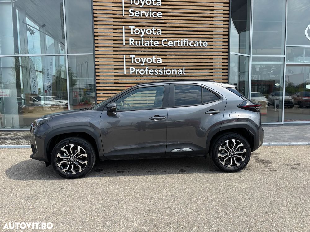 Toyota Yaris Cross 1.5 VVT-i HSD 4x2 Dynamic - 9