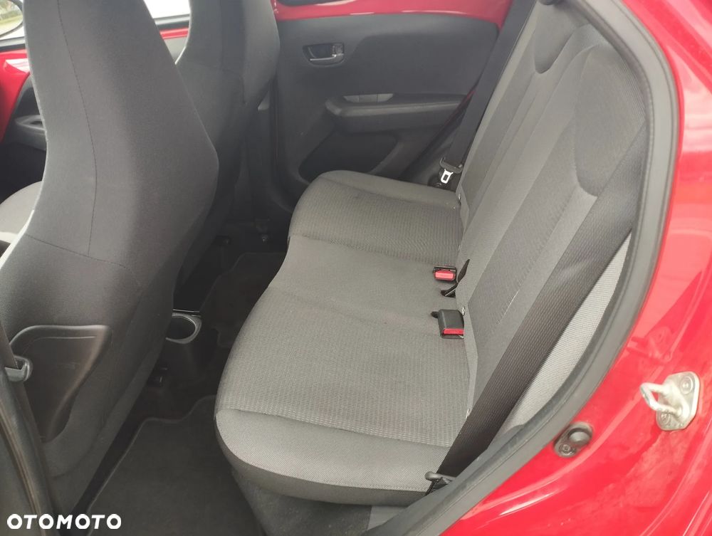 Toyota Aygo - 10