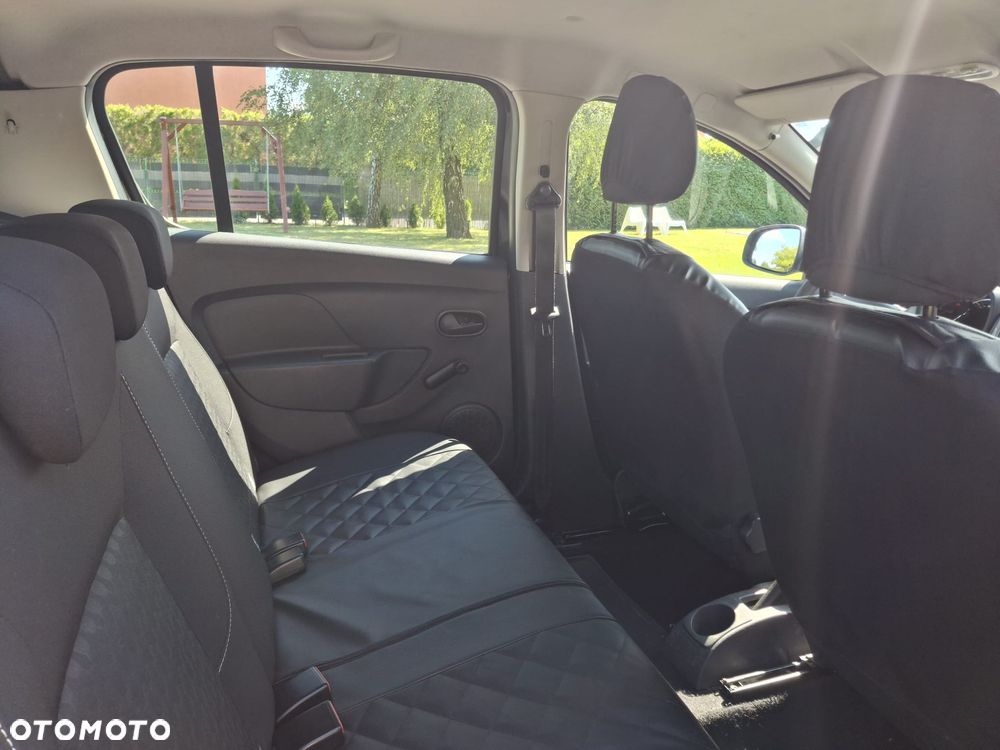 Dacia Sandero - 11