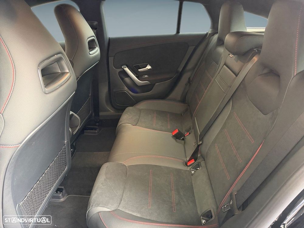 Mercedes-Benz CLA 180 d Shooting Brake AMG Line Aut. - 13