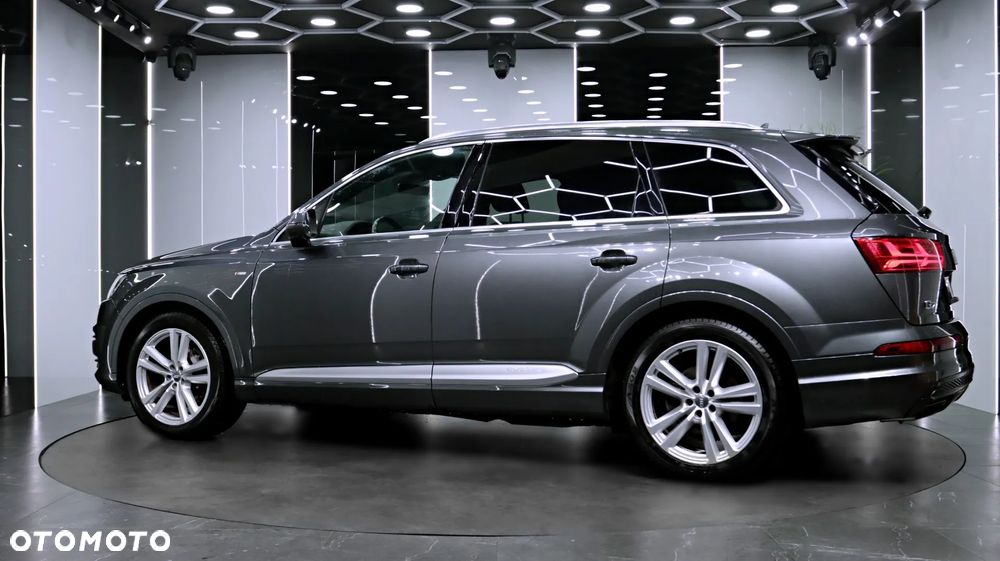 Audi Q7 - 5