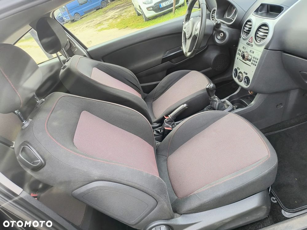 Opel Corsa 1.2 16V - 18