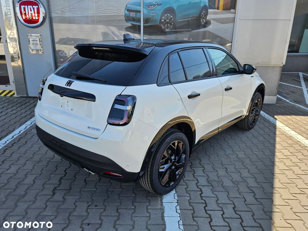 Fiat 600 1.2 Turbo Sport eDCT - 12