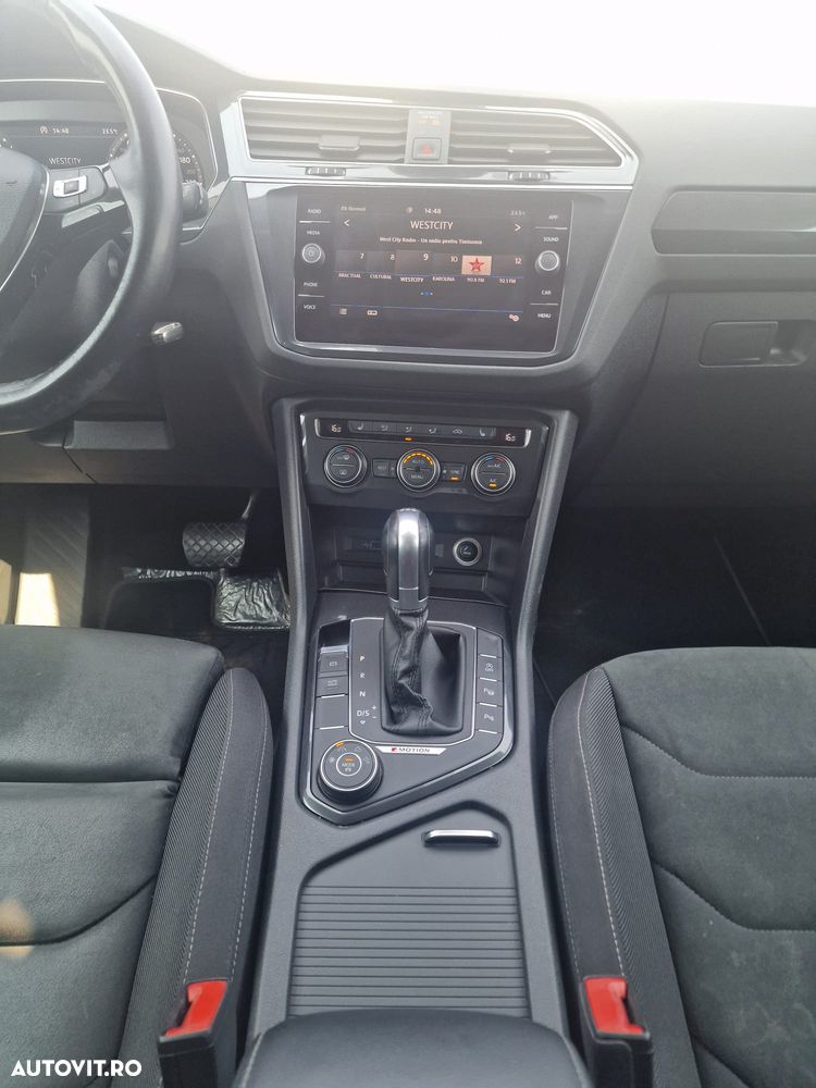 Volkswagen Tiguan - 19