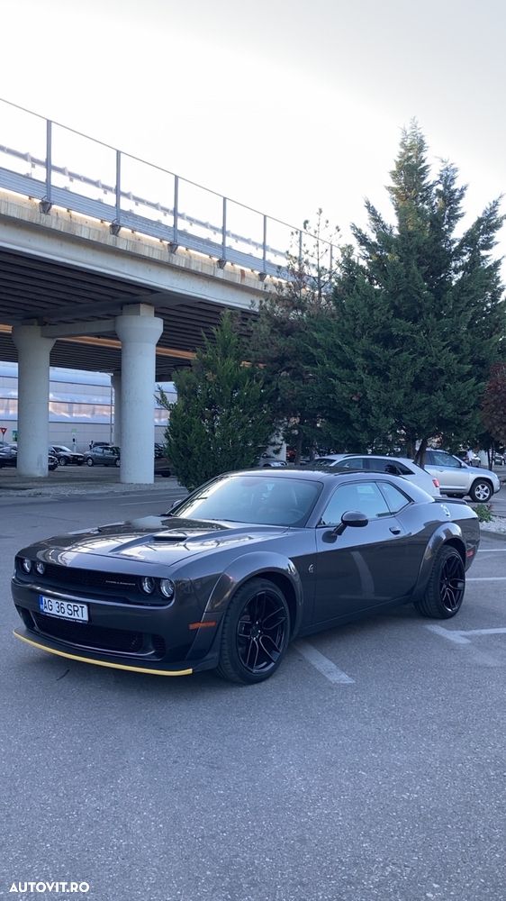 Dodge Challenger Automatik SXT Plus - 2