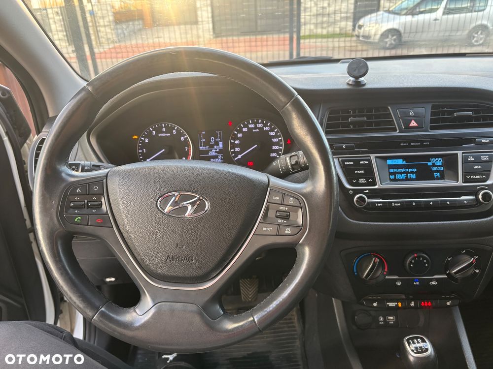 Hyundai i20 - 6