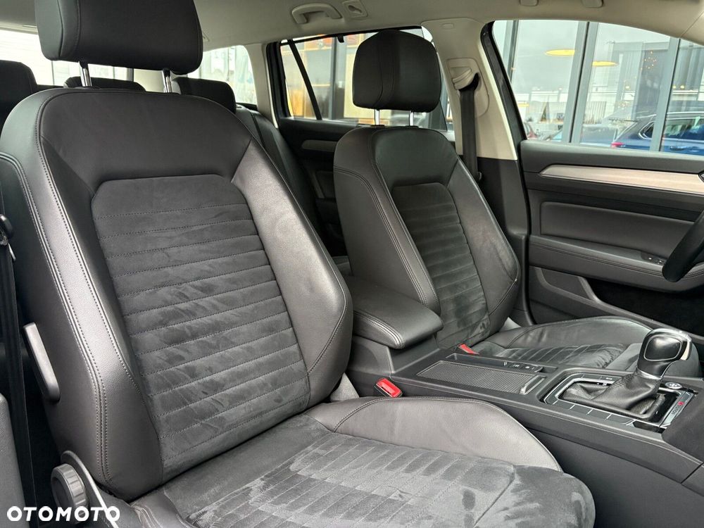 Volkswagen Passat - 18