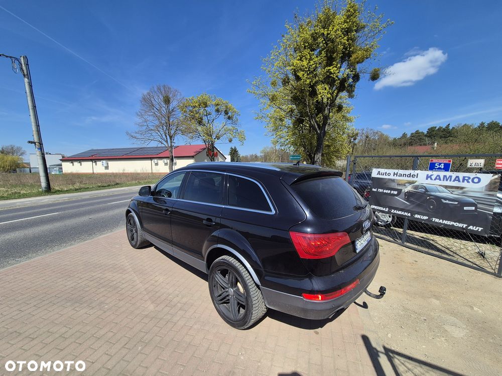 Audi Q7 - 7