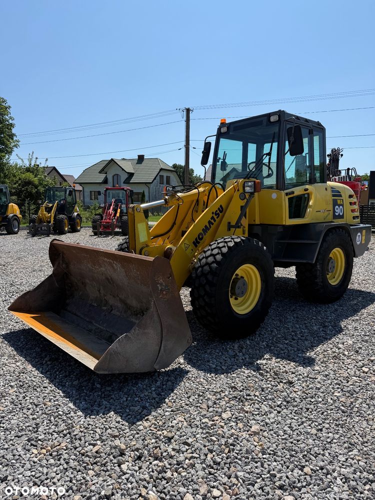 Komatsu WA90 - 1