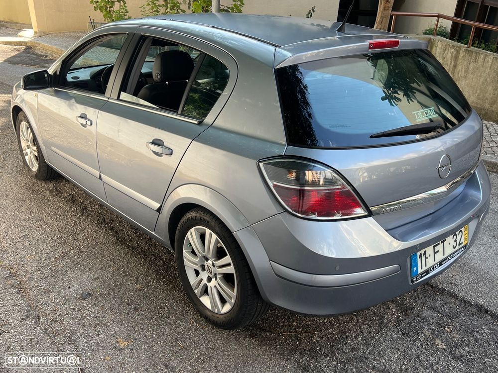 Opel Astra 1.3 CDTi Cosmo - 10
