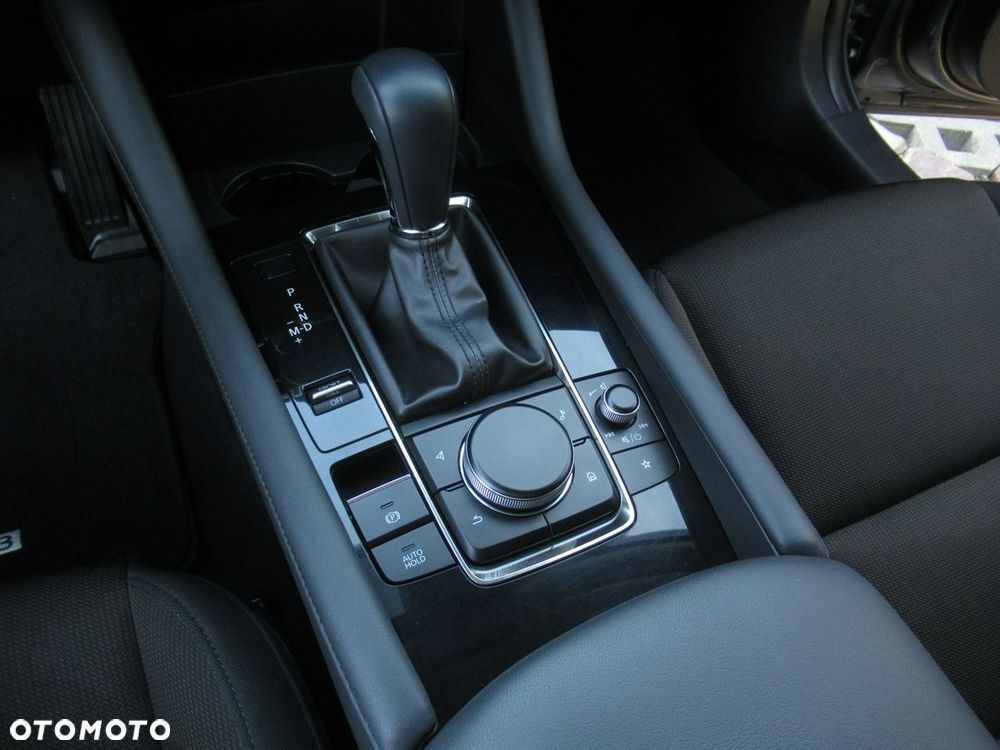 Mazda 3 2.0 mHEV Hikari - 17