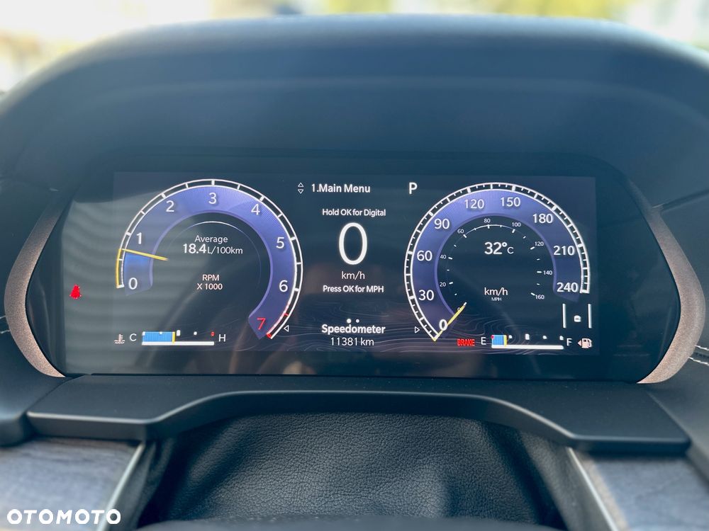 Jeep Grand Cherokee - 28