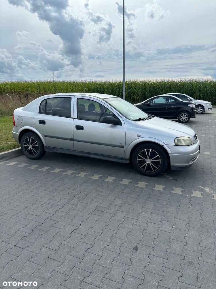 Opel Astra - 3