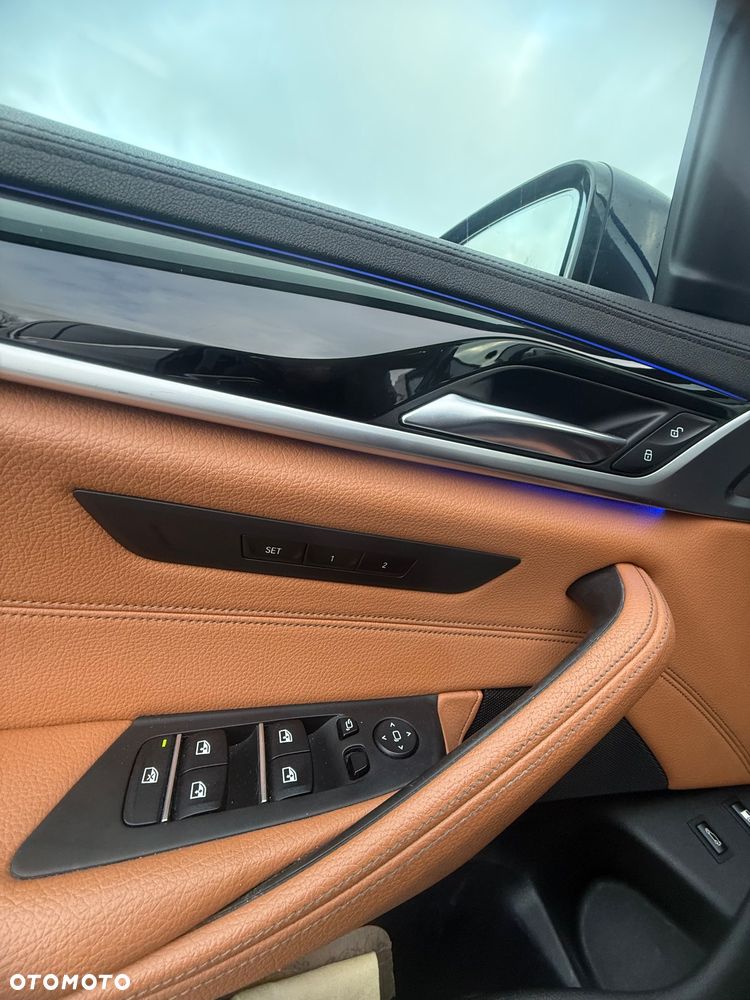 BMW Seria 5 530e iPerformance GPF Luxury Line - 16