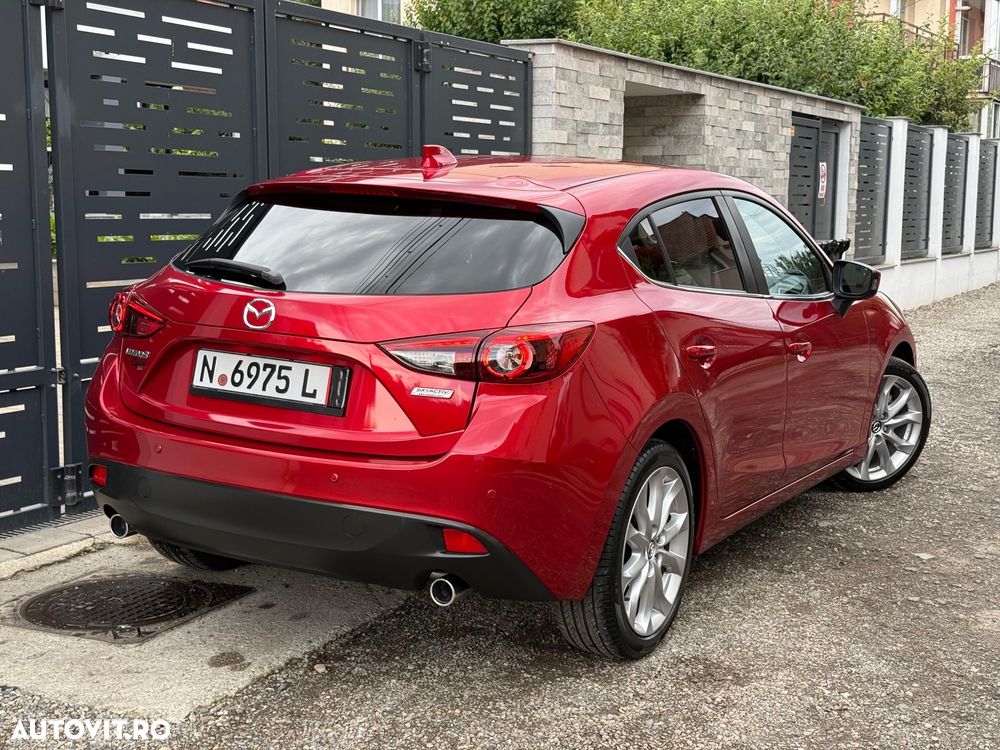 Mazda 3 - 4