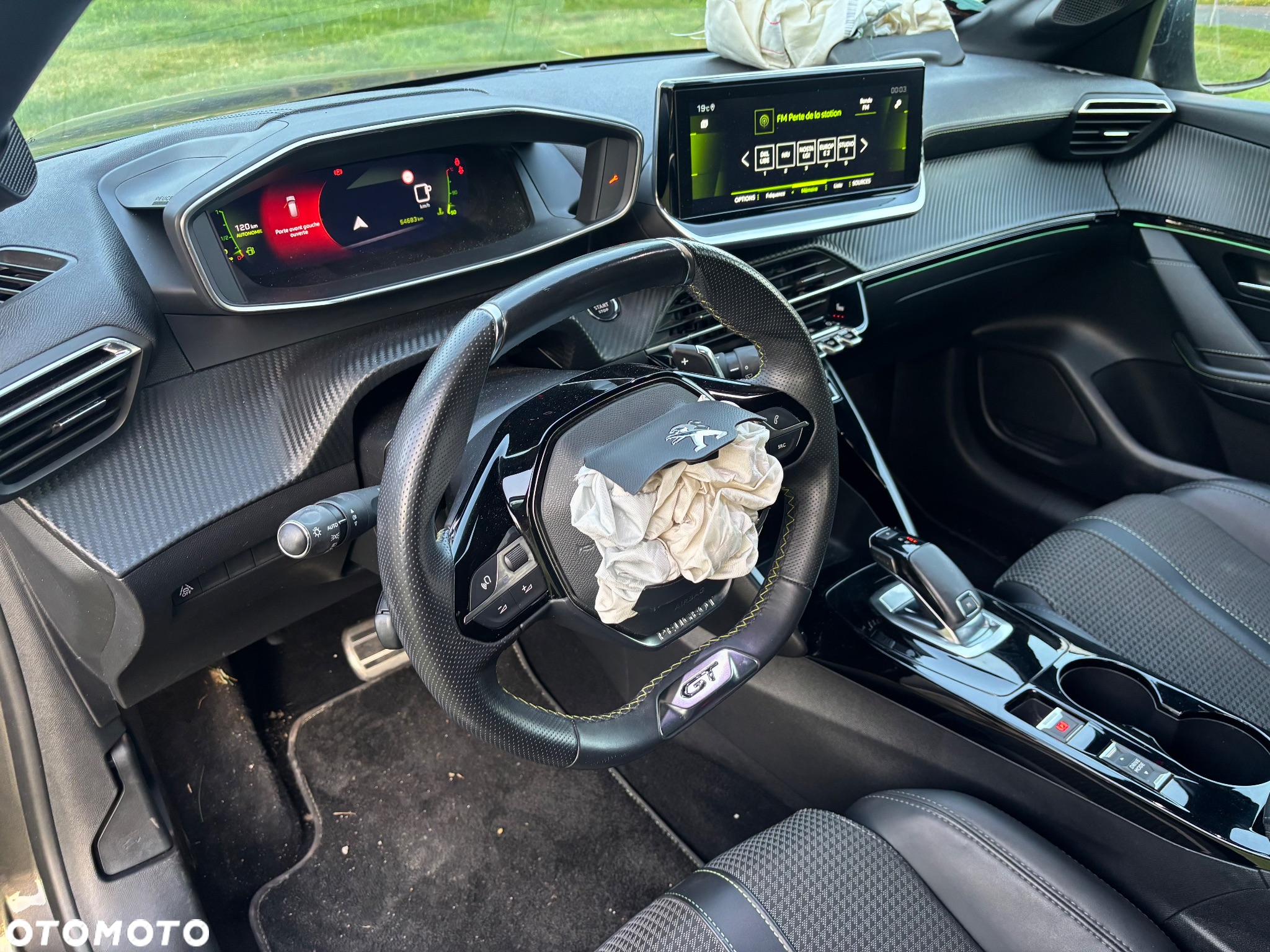 Peugeot 208 1.2 PureTech GT S&S EAT8 - 9