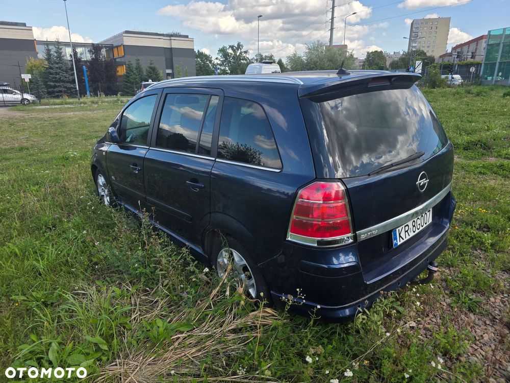Opel Zafira 2011 photo 3