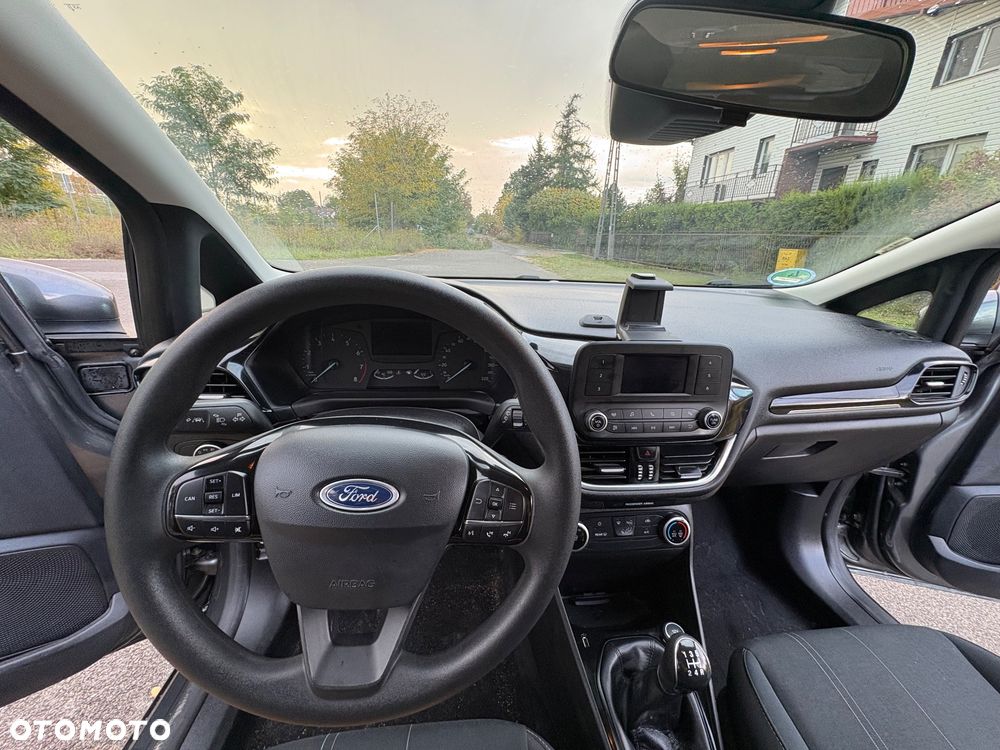 Ford Fiesta 1.1 TREND - 10