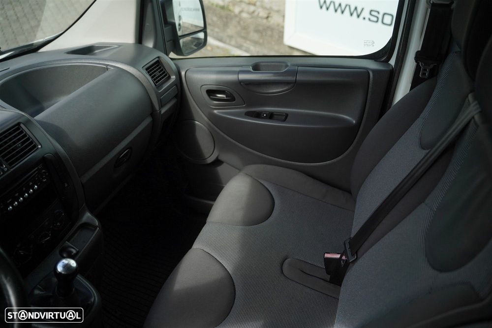 Peugeot Expert 1.6 HDi 227 L1H1 - 16