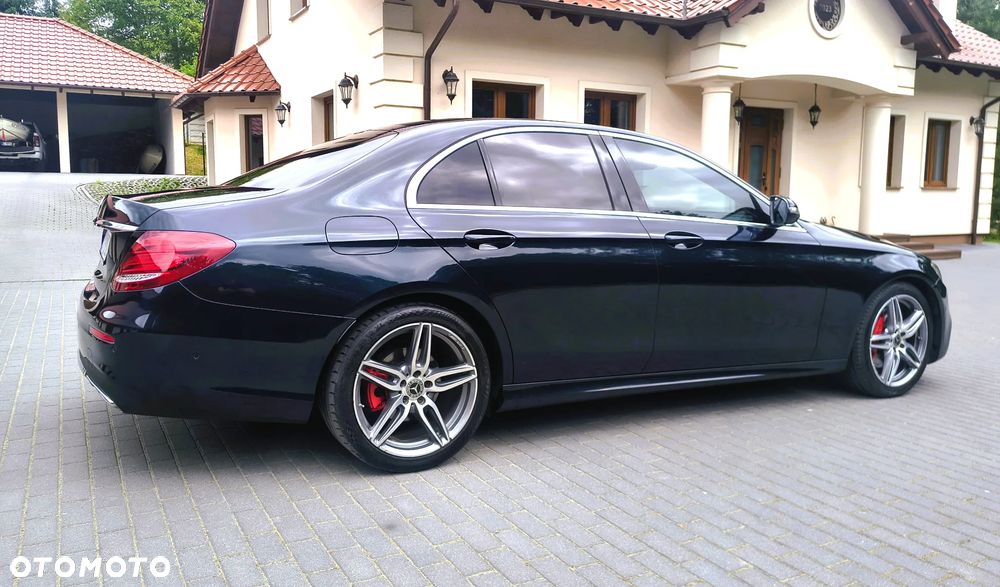 Mercedes-Benz Klasa E 220 d 9G-TRONIC - 5