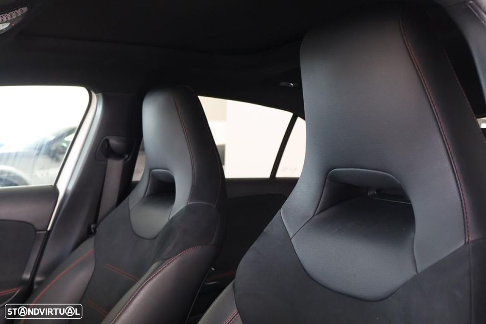 Mercedes-Benz A 250 e - 48