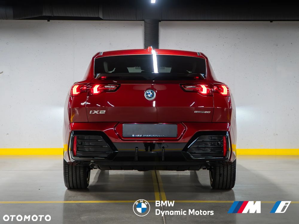 BMW iX2 eDrive20 - 5