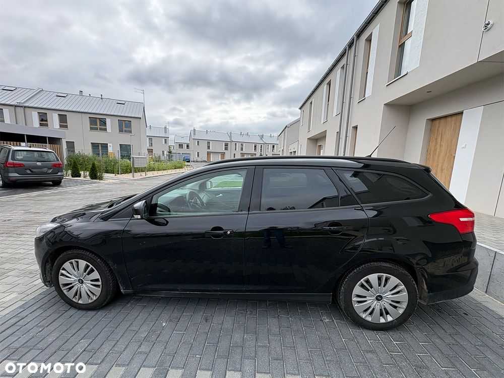 Ford Focus 1.6 Trend - 1