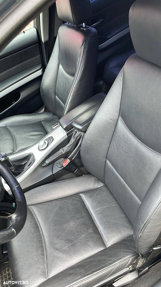 BMW Seria 3 320d - 15