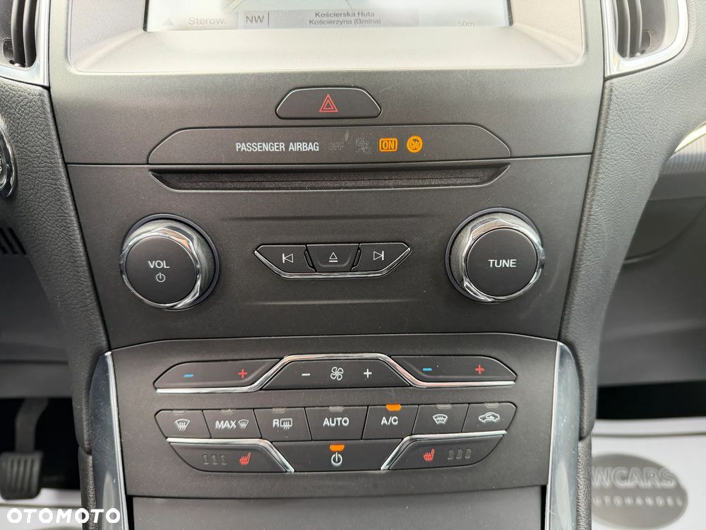 Ford S-Max 1.5 Eco Boost Start-Stopp Titanium - 25