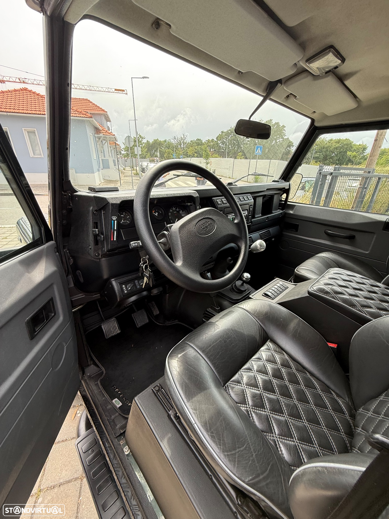 Land Rover Defender 130 CD 2.5 Td5 S - 14