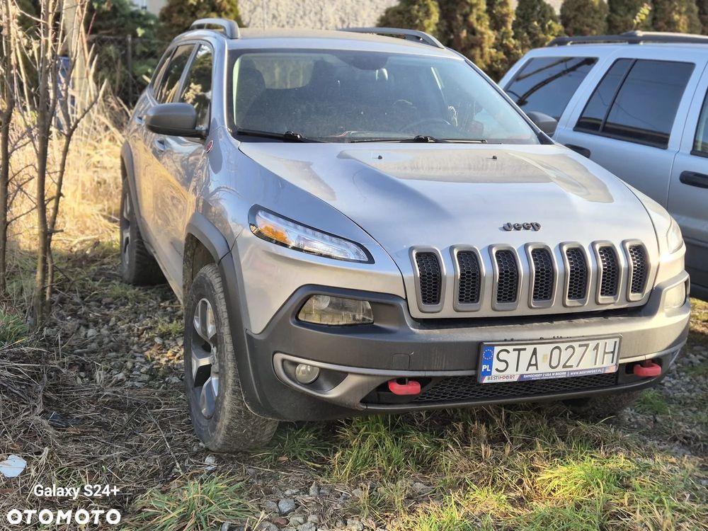 Jeep Cherokee - 2