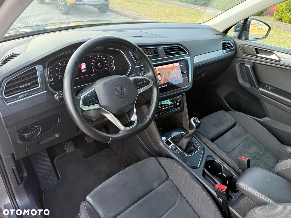 Volkswagen Tiguan - 8