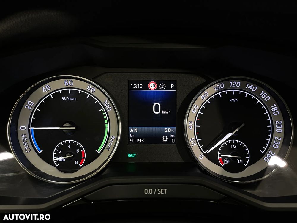 Skoda Superb 1.4 TSI iV DSG Style - 33