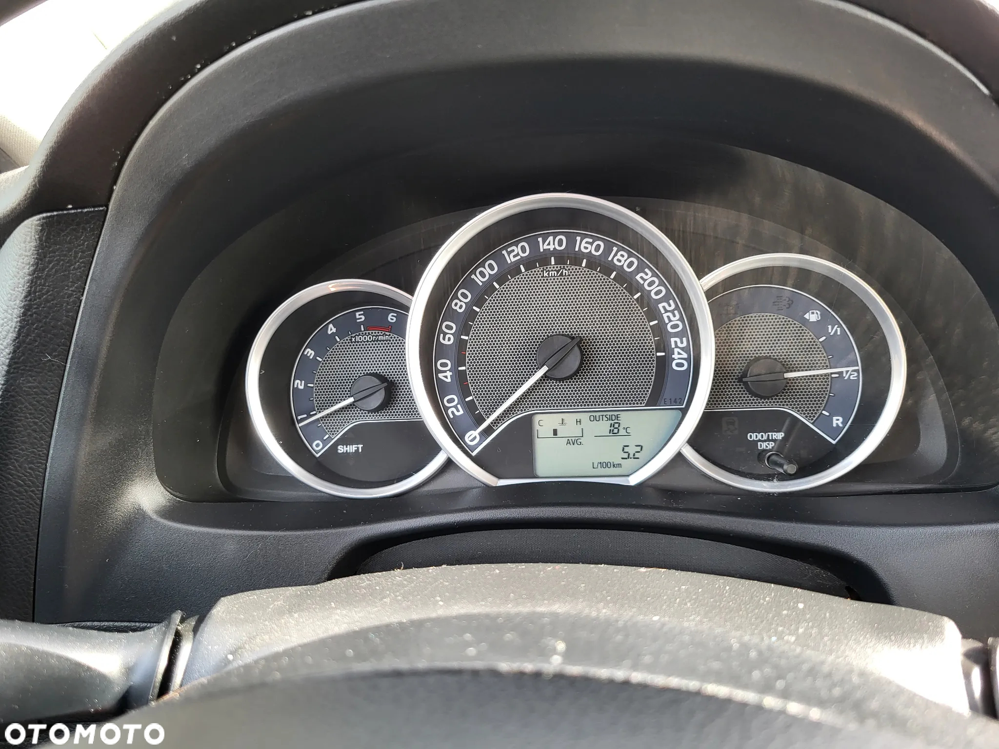 Toyota Auris 1.4 D-4D Premium - 5